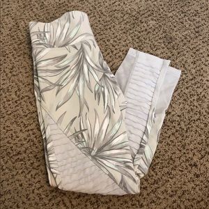 PINK 7/8ths ultimate yogas